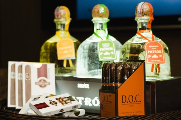 Tequila Patron e charutos DOC Torpedo