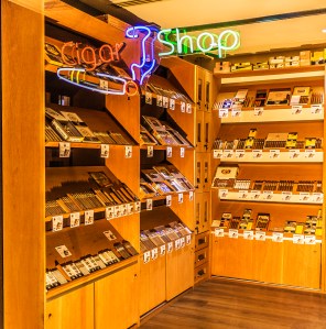 Onde fumar charuto em SP