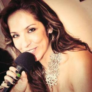 renata pizi no club dorsay